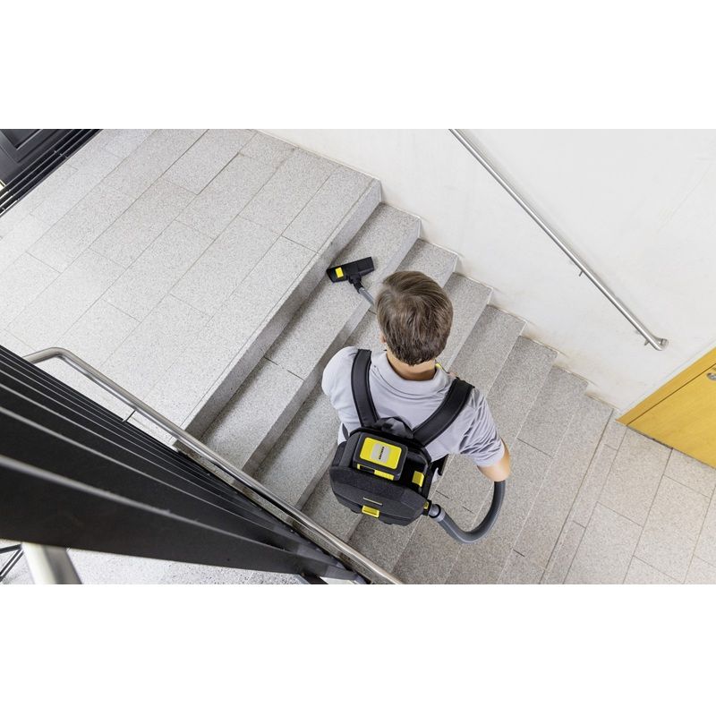 Акумулаторната Прахосмукачка за сухо почистване Karcher BVL 3/1 Bp